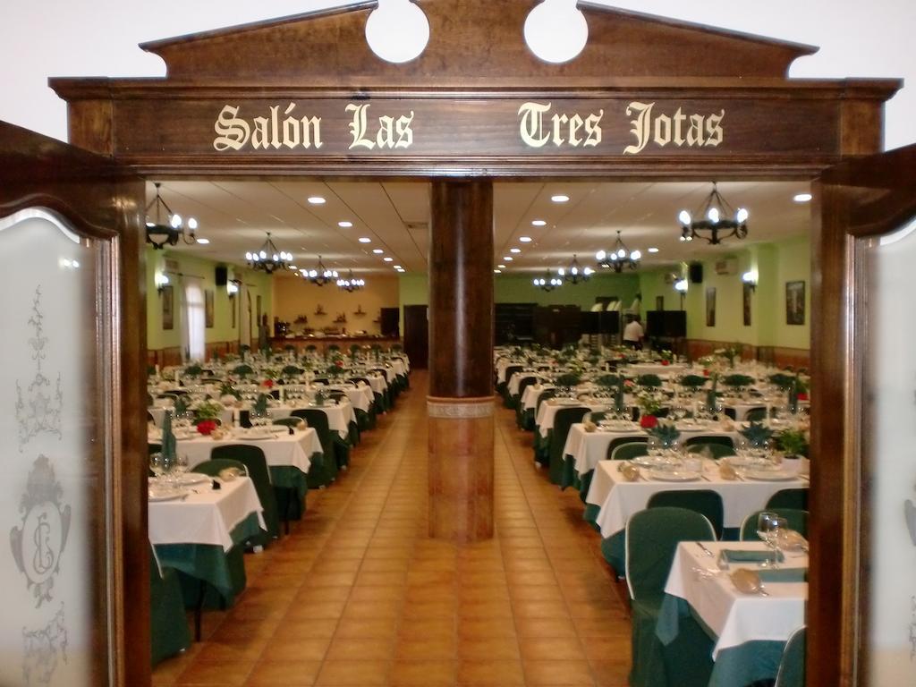 Pensión Tres Jotas Alcaracejos